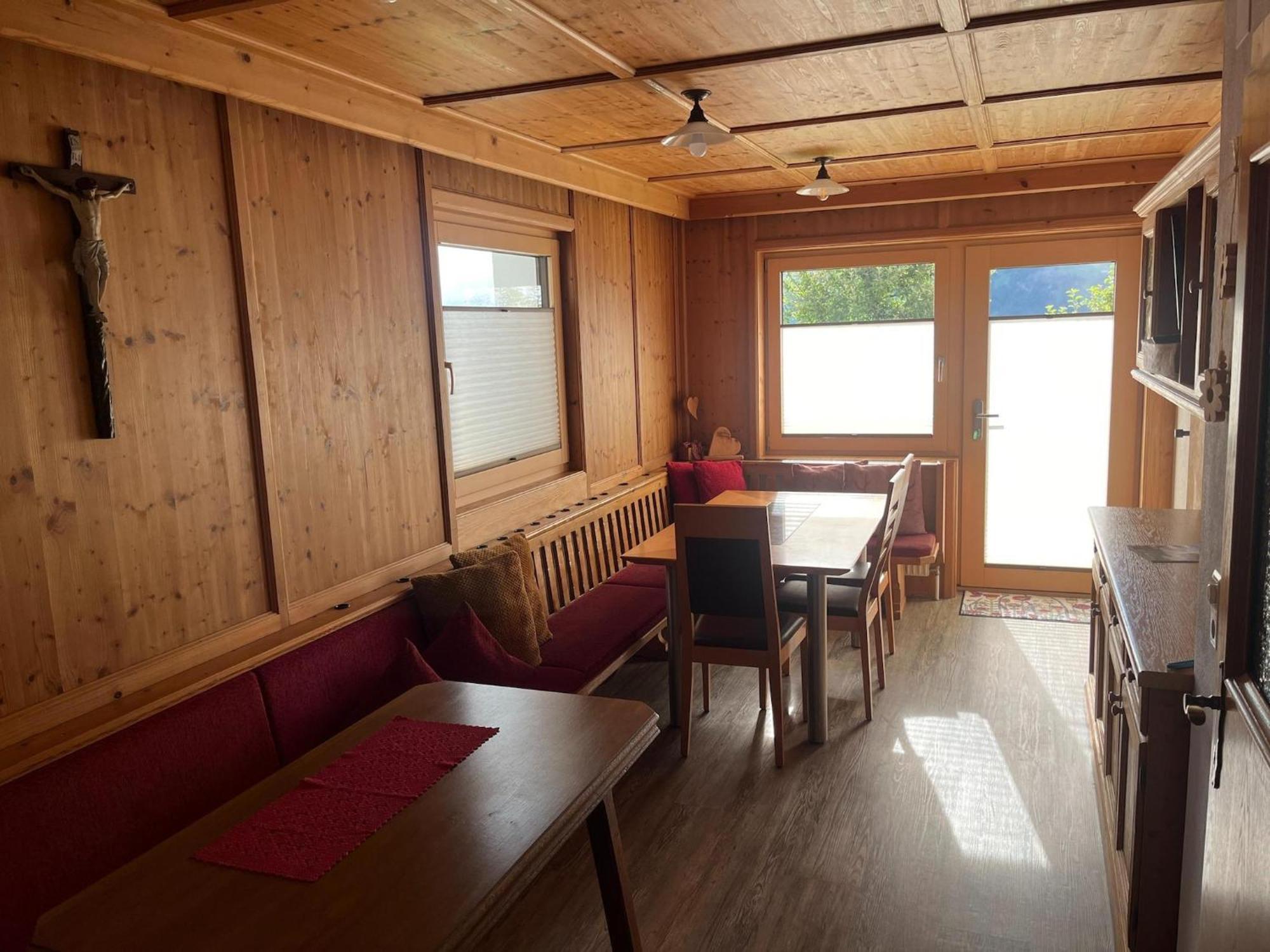 Apartment In Hippach Im Zillertal In The Mountains Muhlen  외부 사진